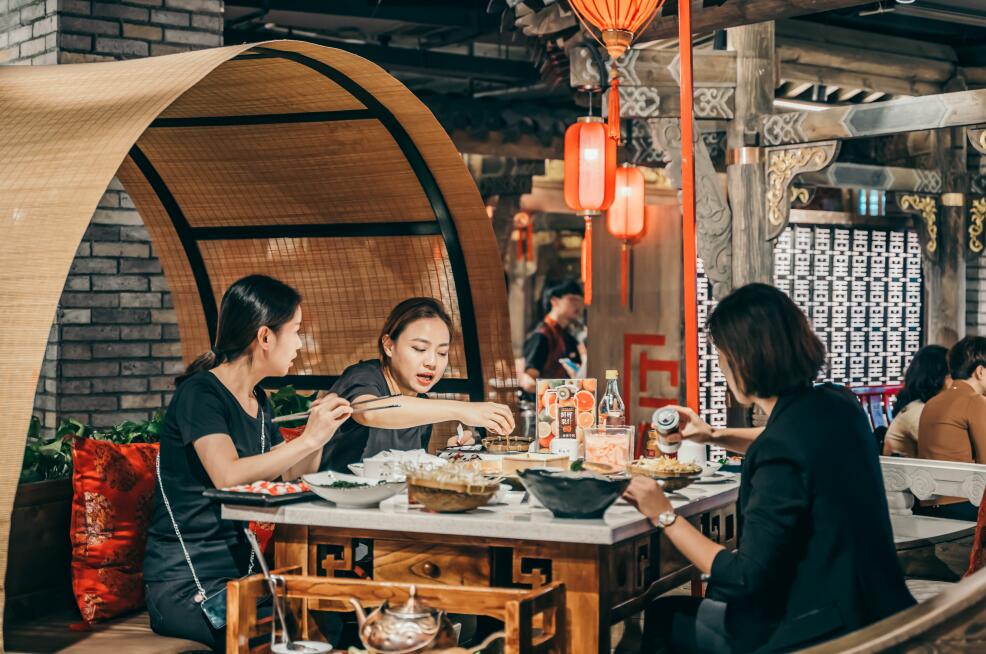 天門開火鍋加盟店，如何節(jié)省投資成本？
