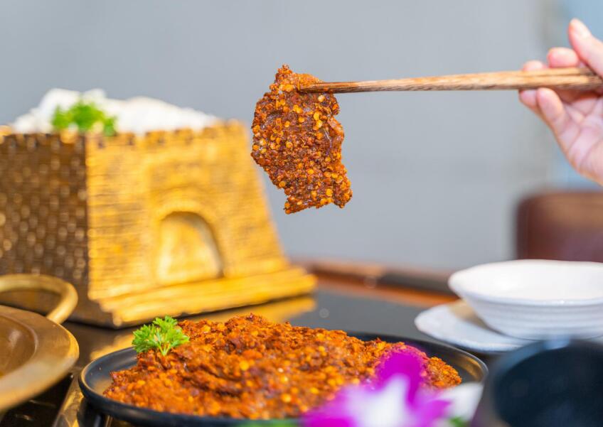火鍋店這樣裝修，看起來雅致又大氣！